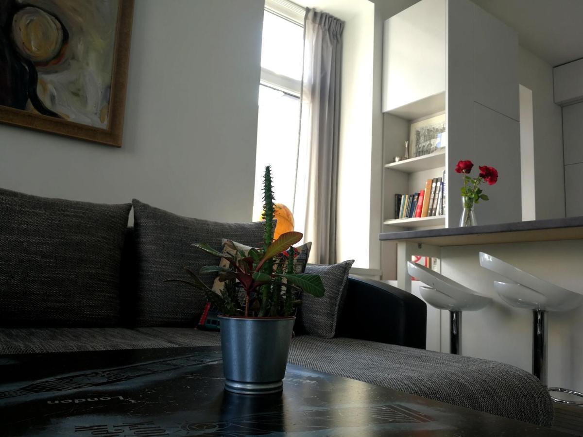 Apartment With Stained Glass *